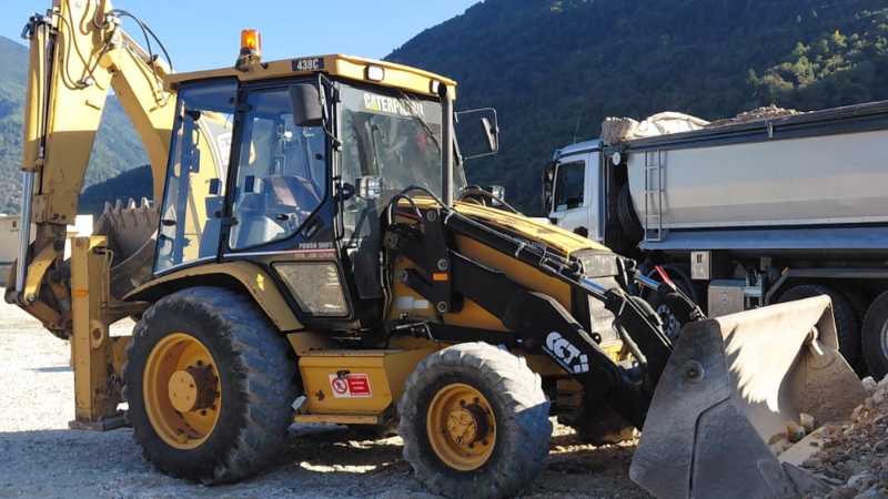 OmecoHub - CATERPILLAR 438C